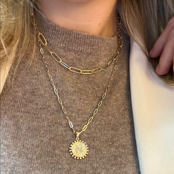 A-Z initial necklaces (GOLD) - Picture 10 of 10